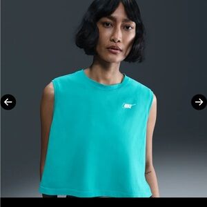 NWT Nike Sleeveless Tank Top